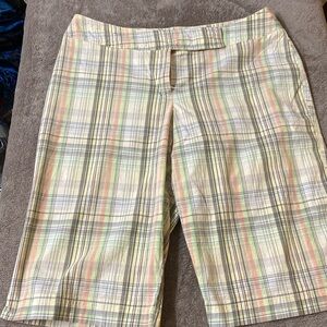Bay Studio size 14p crop pants